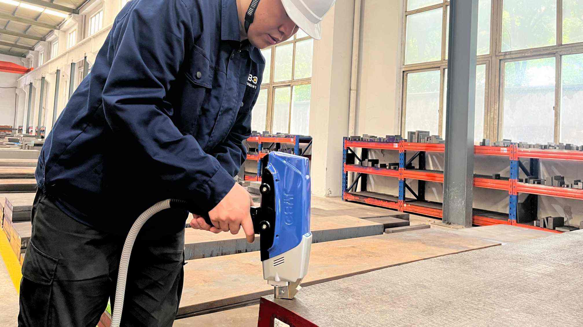 Espectrômetros de Emissão Óptica Portáteis Sprite SP6 - Analisador de Metais Móvel