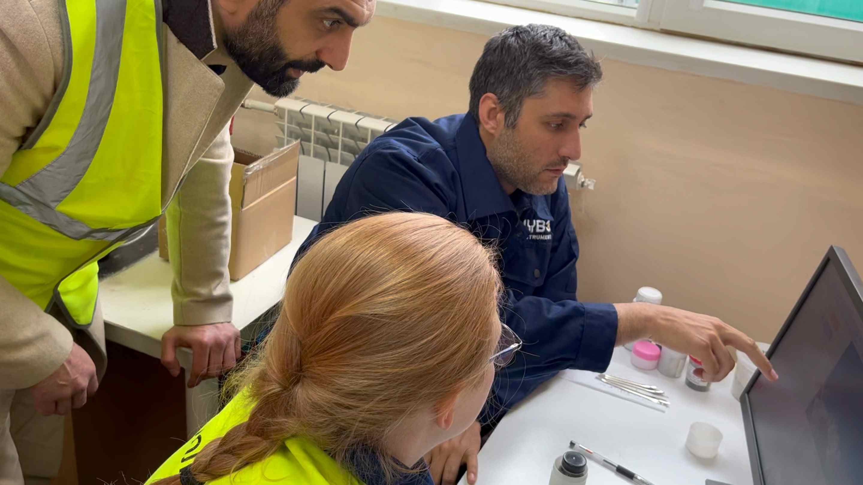 Analisador de carbono e enxofre CS8800S para tijolos e cimento